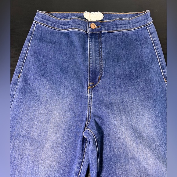 Altar’d State Denim Jeans High Rise Flare Sz 29 - Picture 2 of 8